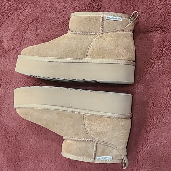 BearPaw Tan Ankle Boots - Picture 4 of 6
